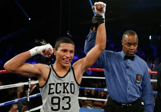 Berchelt, 25, win over Francisco Vargas takes his record to 31-1 with his 28th early stopp