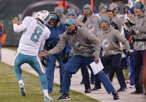 Miami Dolphins block Los Angeles Rams from interviewing OL coach