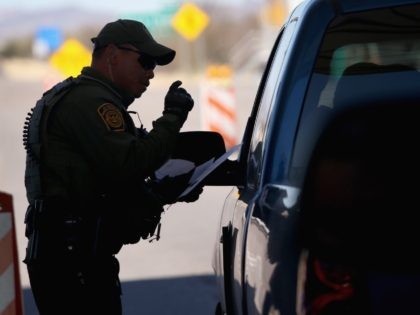 Border Patrol checkpoint (John Moore / Getty)