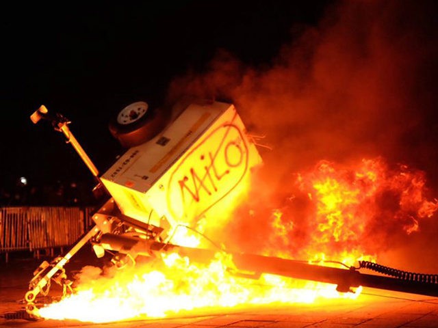 Milo-Yiannopoulos-Berkeley-Riot-Feb01-2017-screengrab