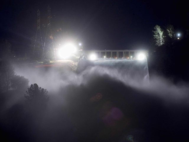 Oroville Dam at night (Josh Edelson / Getty)