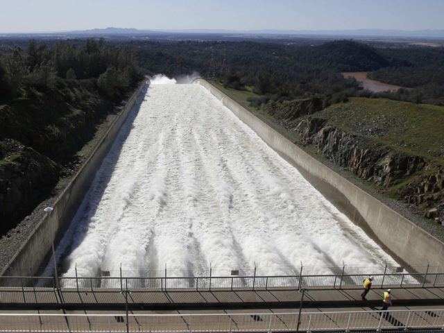 Oroville Dam main spillway (Rich Pedroncelli / Associated Press)