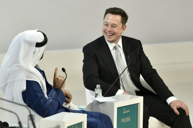 Tesla CEO Elon Musk (right) with Mohammad al-Gergawi, UAE Minister of Cabinet Affairs and