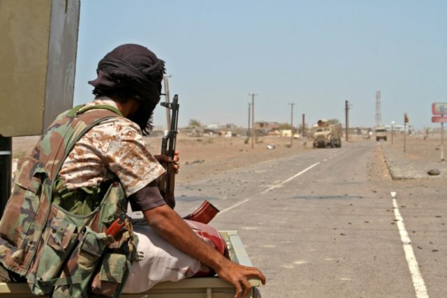 Pro-government forces advance in the western Yemeni coastal town of Mokha as they try to d