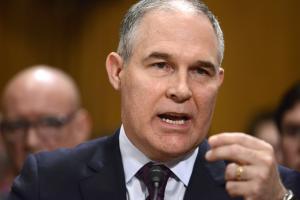Emails reveal new EPA chief Pruitt worked closely with oil, gas firms