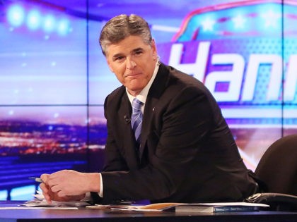 NEW YORK, NY - APRIL 21: TV personality Willie Robertson (L) and Host Sean Hannity host of