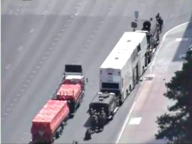 Swat Barricade Vegas Bus-Periscope