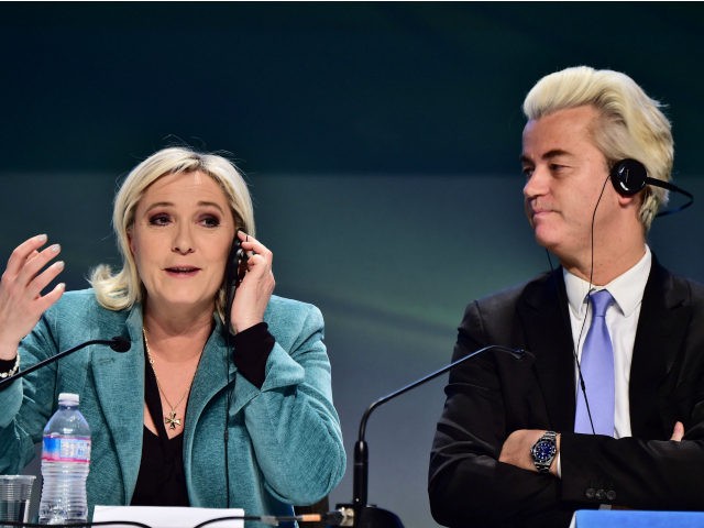 French far-right Front National (FN) party president Marine Le Pen (L) and Dutch far-right