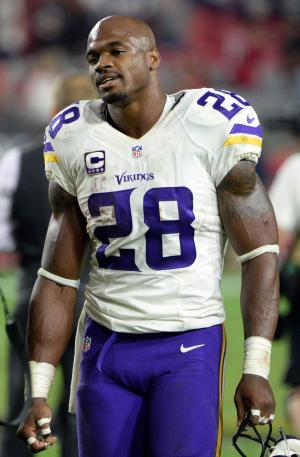 Watch: Adrian Peterson shows off fleet feet in workout - Breitbart