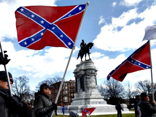 Confederate-statue-flags-AP-640x480