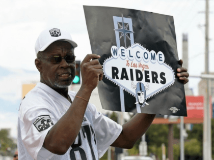 Las Vegas Raiders fan (Ethan Miller / Getty)