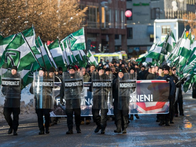 Fifty Arrested As Hundreds March in Anti-Semitic Protest Near Synagogue ...