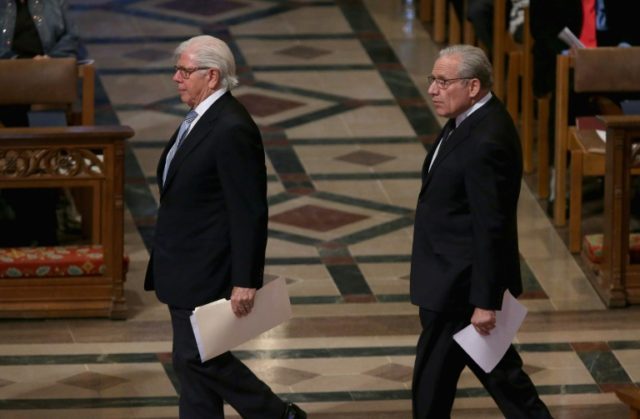 Bob Woodward (R) and Carl Bernstein (L) led The Washington Post reporting team that invest