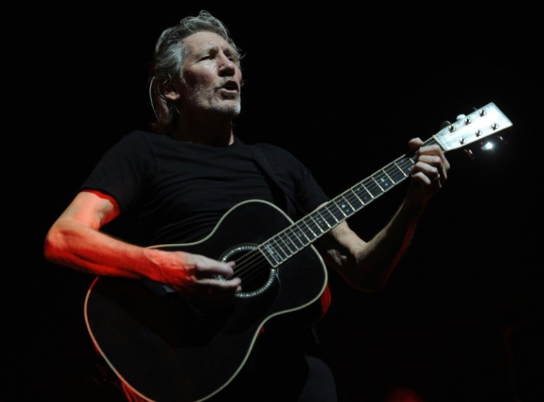 Ex-Pink Floyd singer Waters makes first album in 25 years - Breitbart