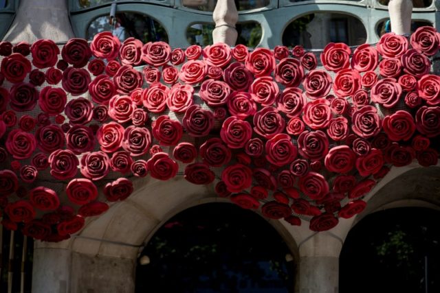Red roses and books abound in Barcelona for Saint George's day, when by tradition men give