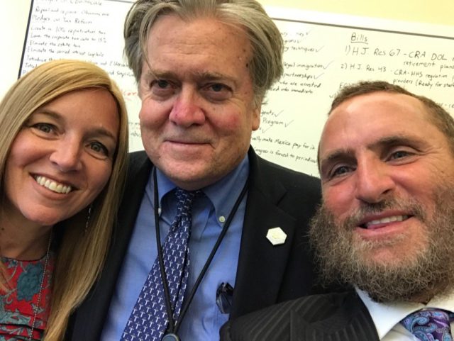 Steve Bannon with Shmuley Boteach and wife (Shmuley Boteach / Twitter)