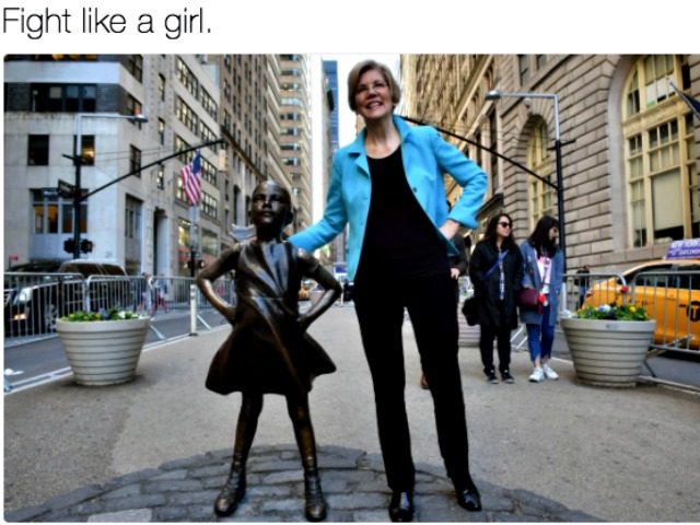 Elizabeth Warren and Statue Twitter:@elizabethforma