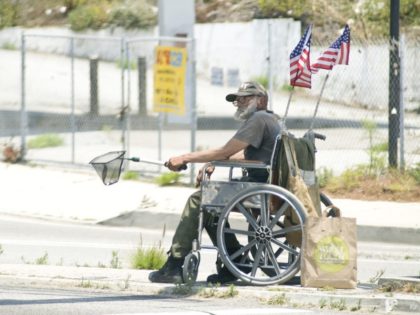 Veteran outside Veterans Affairs in Los Angeles (Jay Adan / Flickr / CC / Cropped)