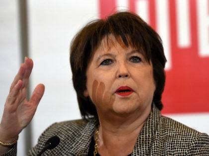 Lille's socialist (PS) mayor, Martine Aubry speaks during a press conference to provide an overview on current local events on March 3, 2017 in Lille, northern France. / AFP PHOTO / FRANCOIS LO PRESTI (Photo credit should read FRANCOIS LO PRESTI/AFP/Getty Images)