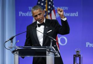 Obama challenges lawmakers to show 'courage' on healthcare