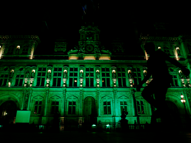 Green Paris Town Hall