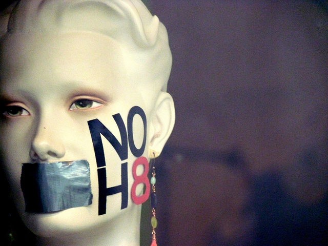 No H8 (.jocelyn. / Flickr / CC)