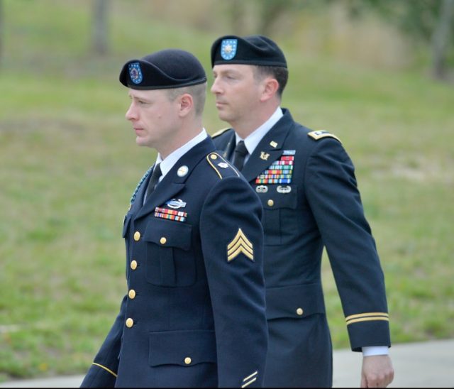 US Army 'deserter' Bowe Bergdahl appears in court - Breitbart