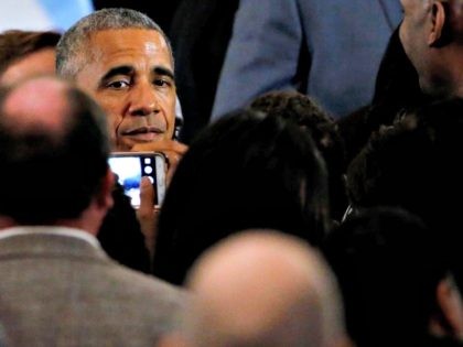 Obama in Crowd APNam Y. Huh