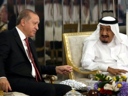 This photo released by Turkey's Presidential Press Service shows President Recep Tayyip Erdogan meeting Saudi Arabia's King Salman on July 23, 2017