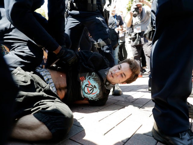 BerkeleyProtest-August-27-2017-AP