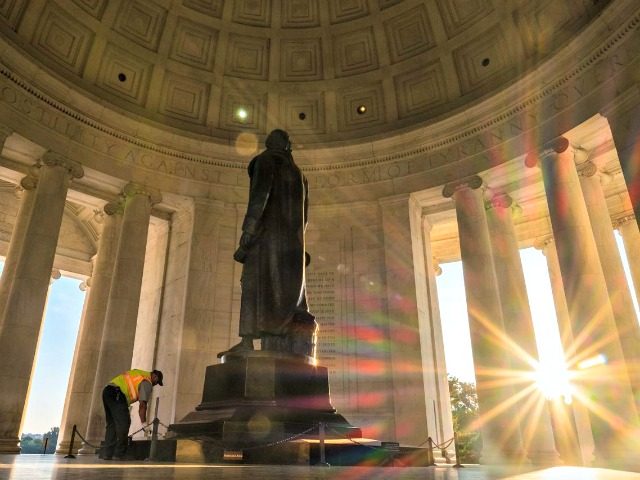 Jefferson Memorial J. David AkeAP