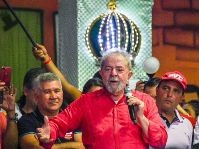 Former Brazilian President, Luiz Inacio Lula da Silva (red shirt) participates in a congress of the Unified Workers Central (CUT) in Rio in August 2017