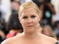 AmySchumerRegisterTrumpNightmare AmySchumerRegisterTrumpNightmare