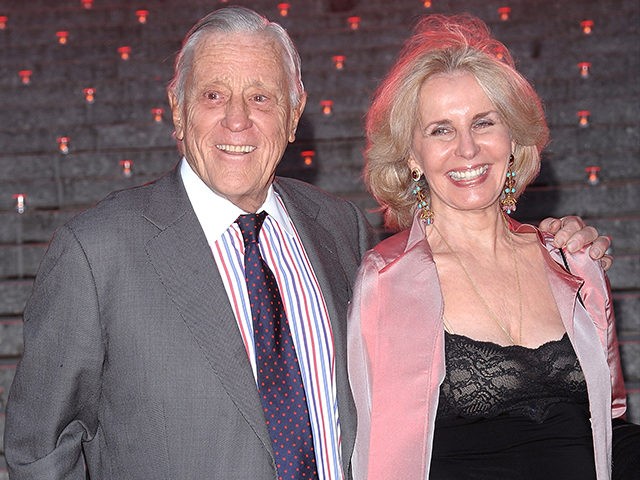 Ben Bradley and Sally Quinn attend the 2009 Tribeca Film Festival Vanity Fair party on Tuesday, April 21, 2009 in New York. (AP Photo/Evan Agostini)