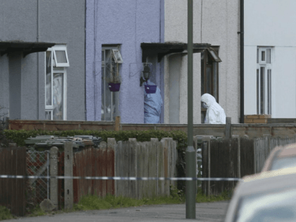 Police forensic officers nter a property in Sunbury-on-Thames, southwest London, as part of the investigation into Friday’s Parsons Green bombing, Saturday Sept, 16, 2017. British police made what they called a “significant” arrest Saturday in southern England, and searched a property in Sunbury-on-Thames as the manhunt for suspects continues following …