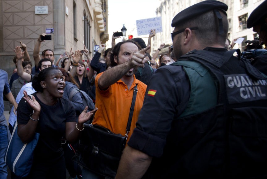 spanish-police-arrest-catalan-officials-over-secession-vote-breitbart