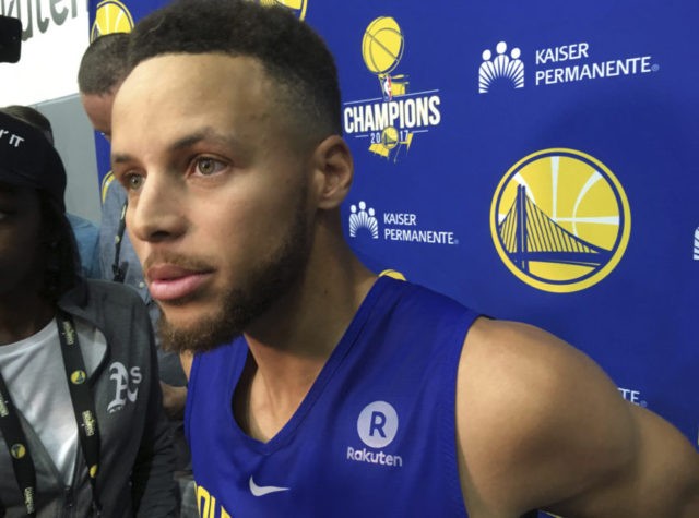 Trump comments on Curry, NFL protests anger athletes ...