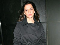 AnnabellaSciorrafeat1 Actress Annabella Sciorra attends the 'Find Me Guilty' film premiere at the Sony Lincoln Square theatre March 14, 2006 in New York City. (Photo by Evan Agostini/Getty Images for Yari Film Group)