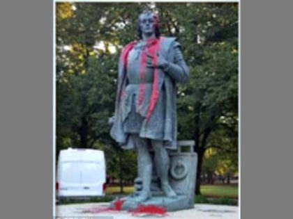Defaced Columbus Statue Columbus CBS Chicago