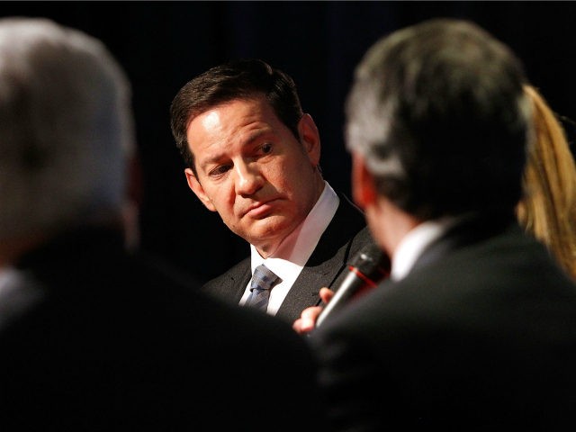 Mark Halperin (C) from Showtime's 'The CircusÕ participates in a panel discussi