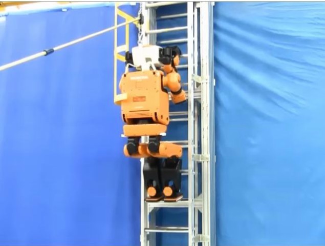 Honda R&D's disaster rescue robot E2-DR ccurrently in the prototype phase