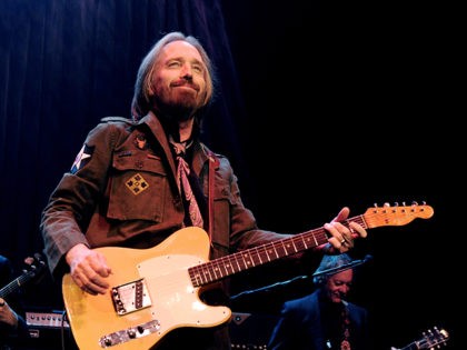 LOS ANGELES, CA - JUNE 03: Tom Petty and the Heartbreakers perform at the Fonda Theatre on June 3, 2013 in Los Angeles, California. (Photo by Kevin Winter/Getty Images)