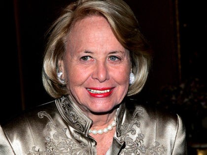 NEW YORK - NOVEMBER 3: Writer Liz Smith attends the 11th Annual Living Landmarks Gala at The Plaza Hotel November 3, 2004 in New York City. (Photo by Paul Hawthorne/Getty Images)