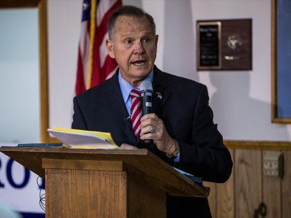 HENAGAR, AL - NOVEMBER 27: Judge Roy Moore holds a campaign rally on November 27, 2017 in Henagar, Alabama. Over 100 supporters turned out to the event packing the Henagar Event Center. (Photo by Joe Buglewicz/Getty Images)