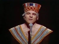 SteveMartinKingTut Steve Martin King Tut NBC/Screenshot