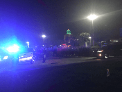 Possible Shooting at Memorial City Mall in Houston. Photo: Twitter/Teresa Duarte