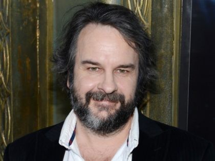 Sir Peter Jackson attends 'The Hobbit: An Unexpected Journey' New York premiere benefiting AFI at Ziegfeld Theater on December 6, 2012 in New York City. (Photo by Andrew H. Walker/Getty Images)