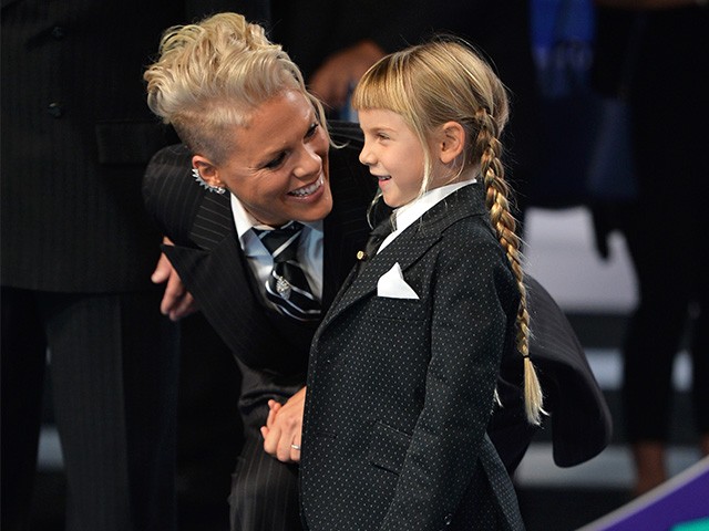 Report Pink Raising Her Children to Be Gender-Neutral 