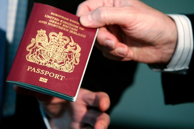 UK passports to change from burgundy to blue after Brexit Breitbart