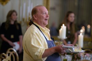 Mario Batali steps away from 'Chew,' restaurant empire amid sexual harassment allegations